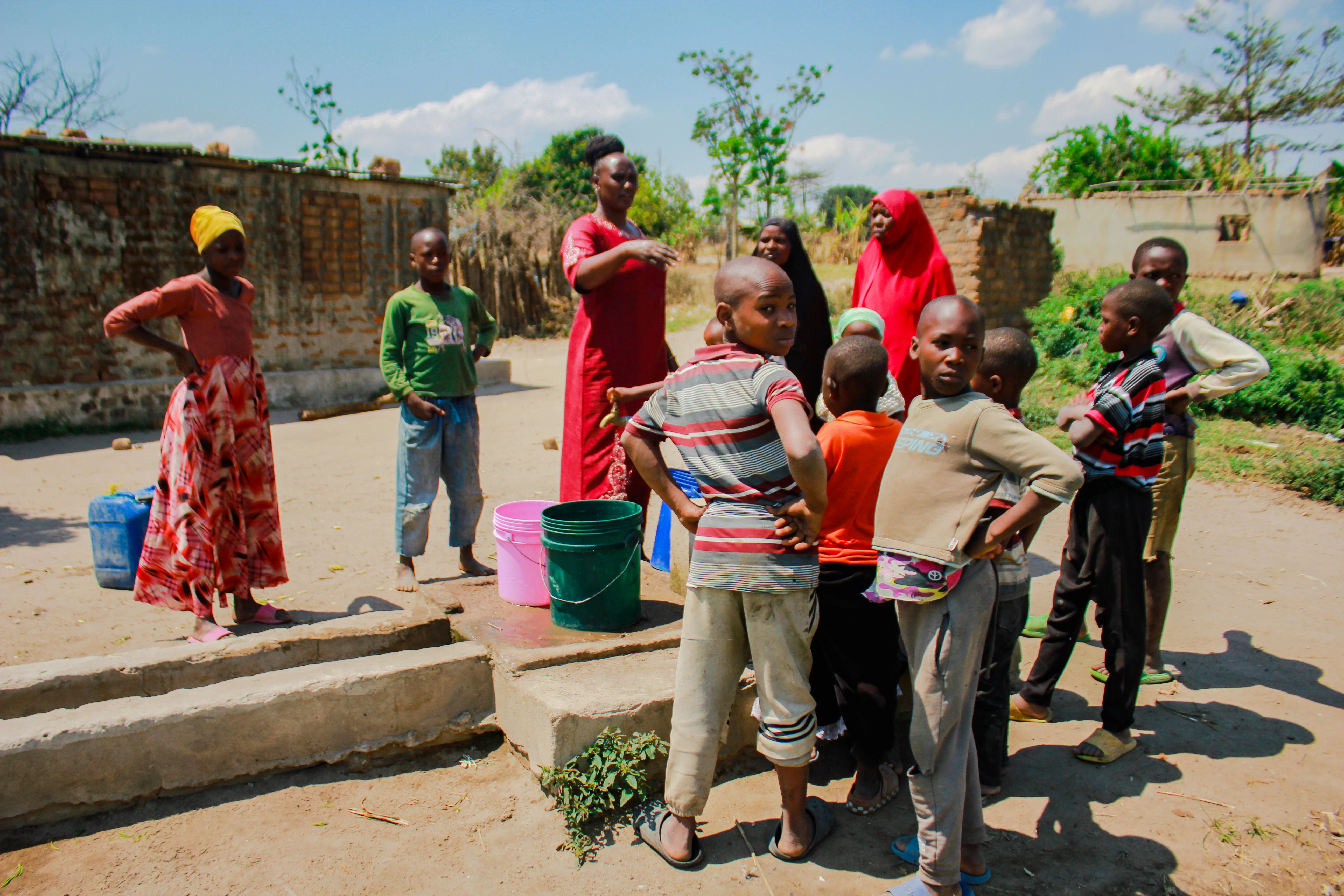 Community hand-dug well bringing clean water to Missioni village